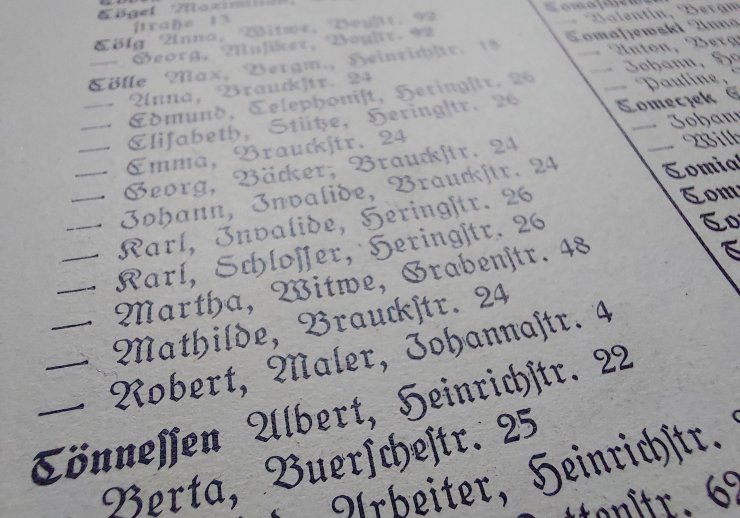 Blick in das Gladbecker Adressbuch aus dem Jahr 1930 