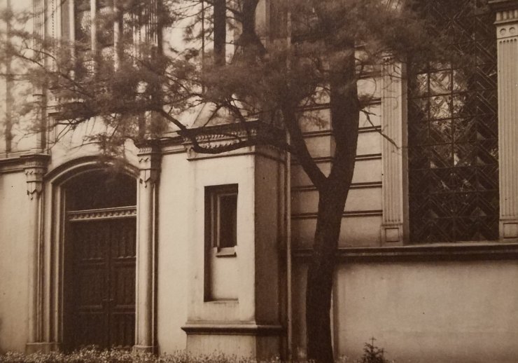 Außenfassade der Synagoge am 6. Januar 1936